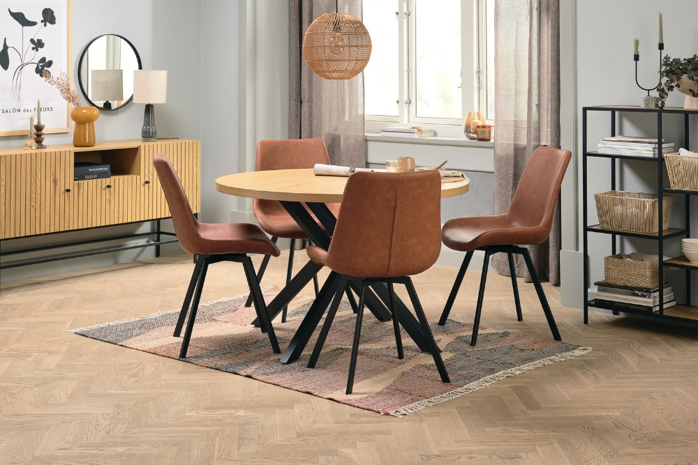 Verschillende eetkamerstoelen | Tot 50% korting