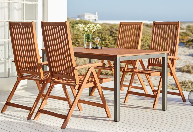 Houten tuinset YTTRUP tuintafel en KAMSTRUP tuinstoelen hardhout Houten tuinset hardhout